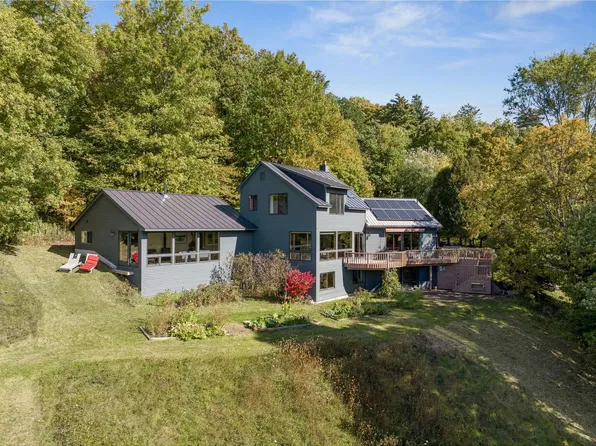 517 White Birch Lane, Charlotte, VT 05445