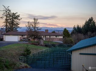 213 Curtis Hill Rd, Chehalis, WA 98532