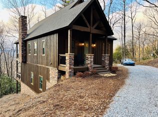 401 Windy Gap Ln, Sapphire, NC 28774