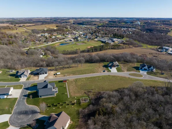 1024 Overlook Dr NW, Preston, MN 55965