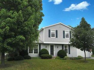20 Killdeer Ln, Fairport, NY 14450