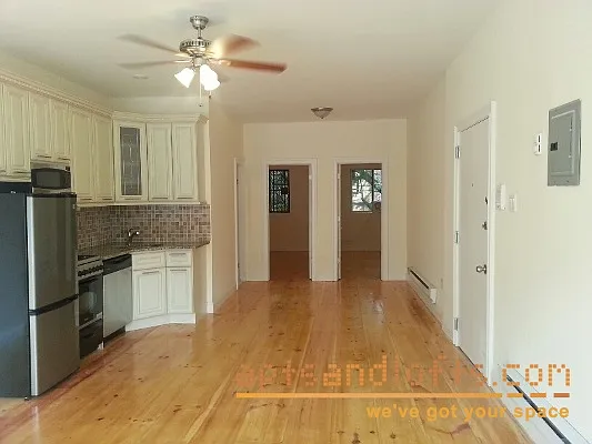 Rented by aptsandlofts.com | media 34