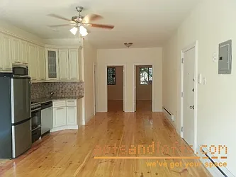 Rented by aptsandlofts.com