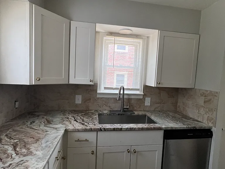 11915 E Granger Rd — Photo 15