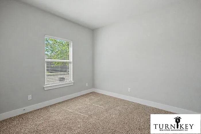 213 S Stewart St #A — Photo 16