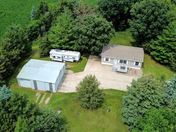 21915 County Road 7 Rd, Hutchinson, MN 55350