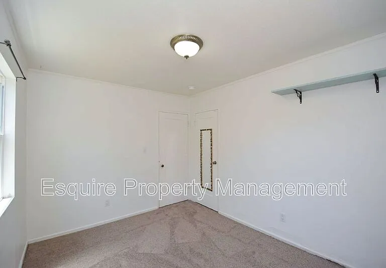 264 Franklin Ln — Photo 7