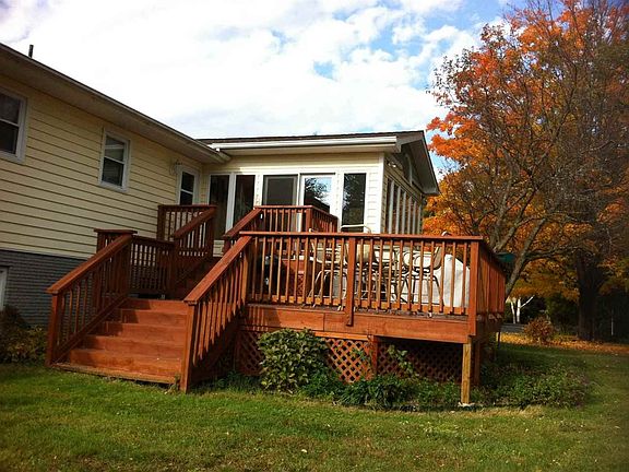 3rd image of 137 Ashdown Rd