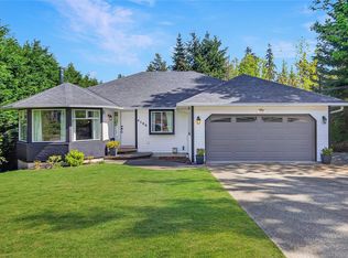 4306 Briardale Rd, Comox Valley, BC V9N 9R7