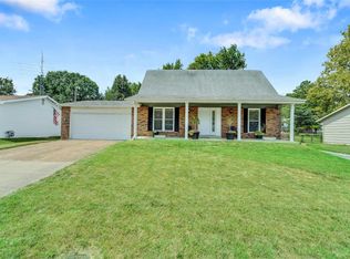 1207 N Main St, O Fallon, MO 63366