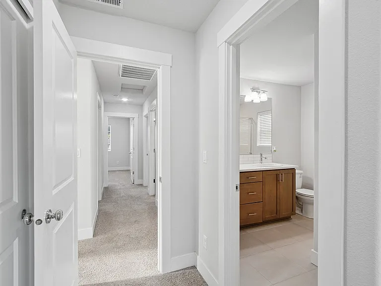 15212 NW Cosmos St — Photo 23