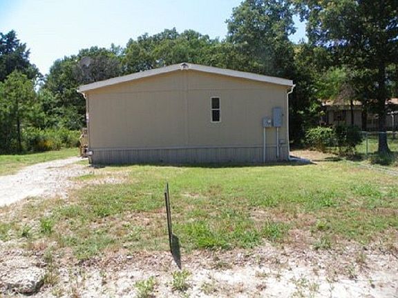 2nd image of 119 Pecos Dr