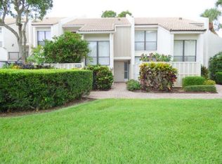 2510 Bridgewood Dr, Boca Raton, FL 33434