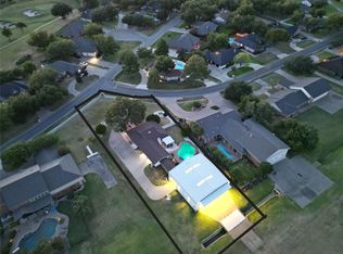 9023 Woodlawn Dr, Granbury, TX 76049