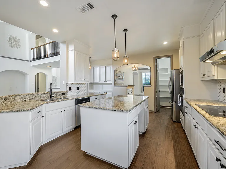 5170 Mohegan Ln — Photo 19