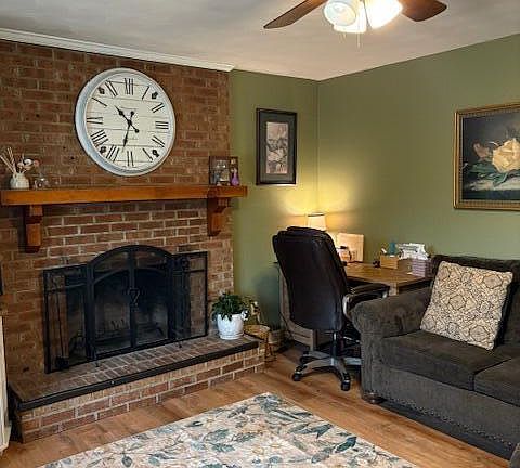 5th image of 195 Persimmon Road SW