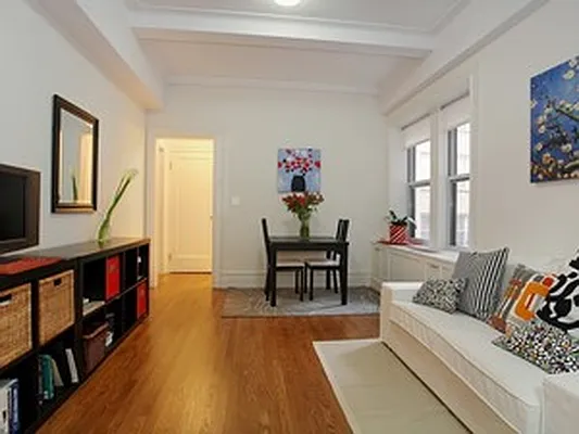 Sold by Corcoran | media 22