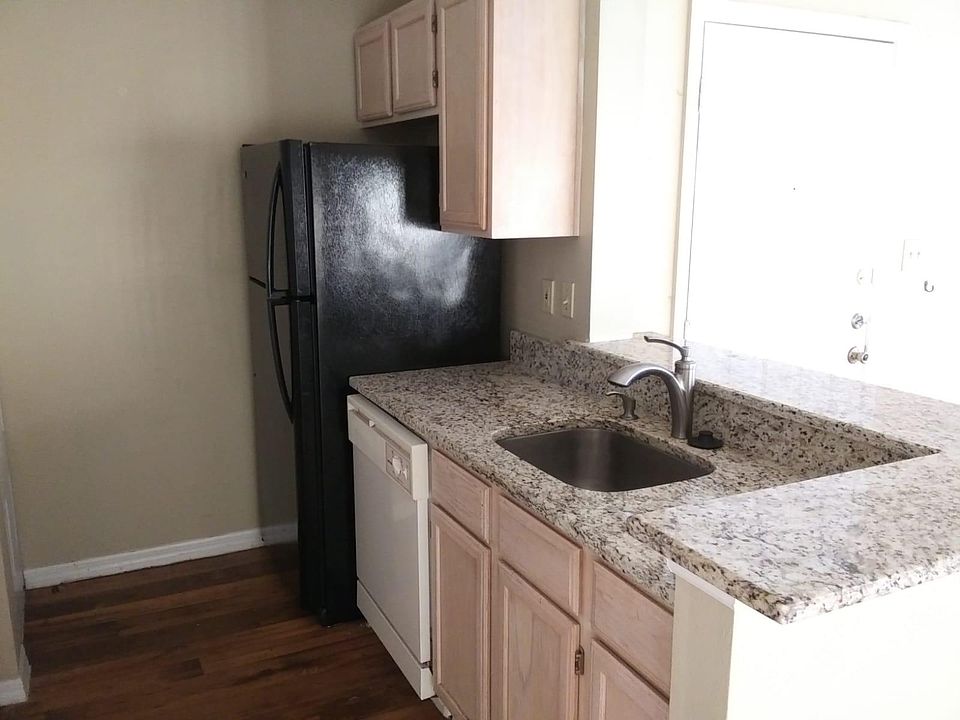 1st image of 4037 Crockers Lake Blvd APT 2025