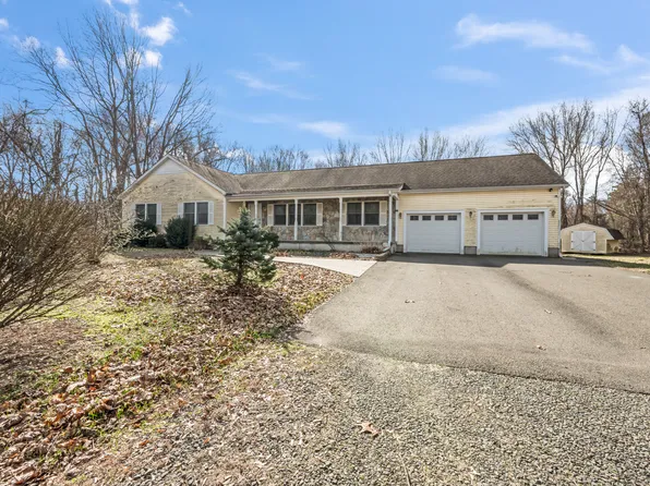 (undisclosed Address), North Haven, CT 06473