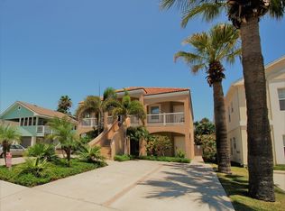 122 E Bahama St, South Padre Island, TX 78597