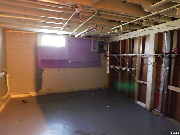 3rd image of 3148 McKinley Ave