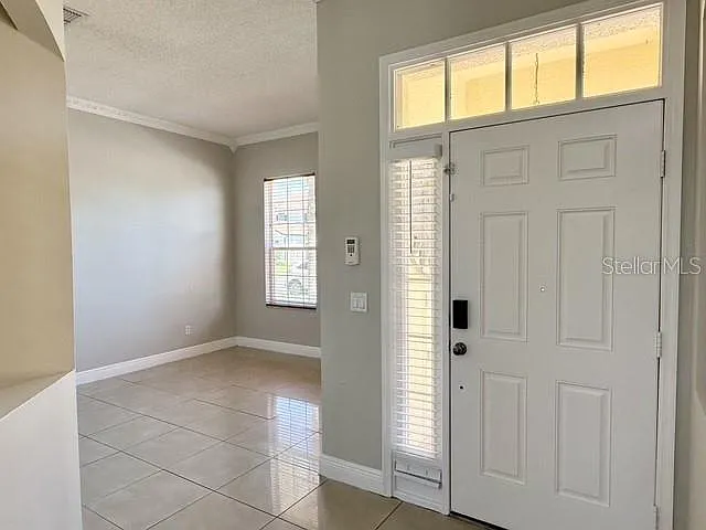2300 The Oaks Blvd — Photo 7