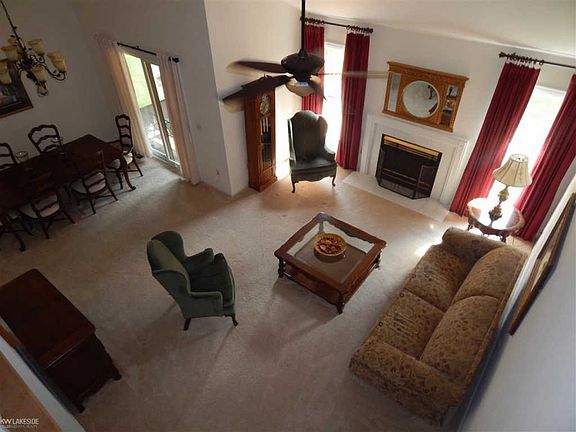 5th image of 43766 Perignon Dr