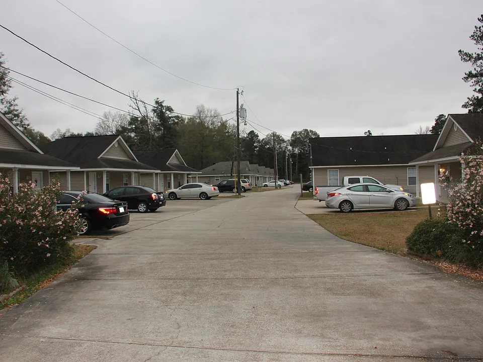 4646-46516 Heatherwood Dr