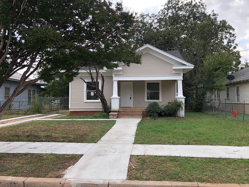 1st image of 1402 Avenue D