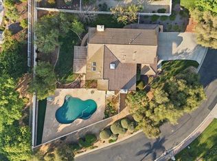 1068 Barsky Ln, Fallbrook, CA 92028