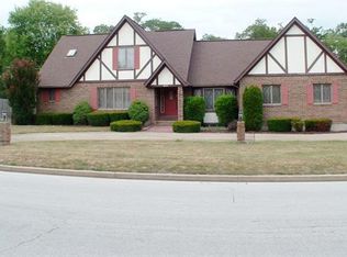 203 E Christy Dr, Rolla, MO 65401