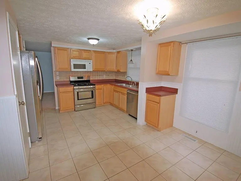 9601 Broad Meadows Rd — Photo 9