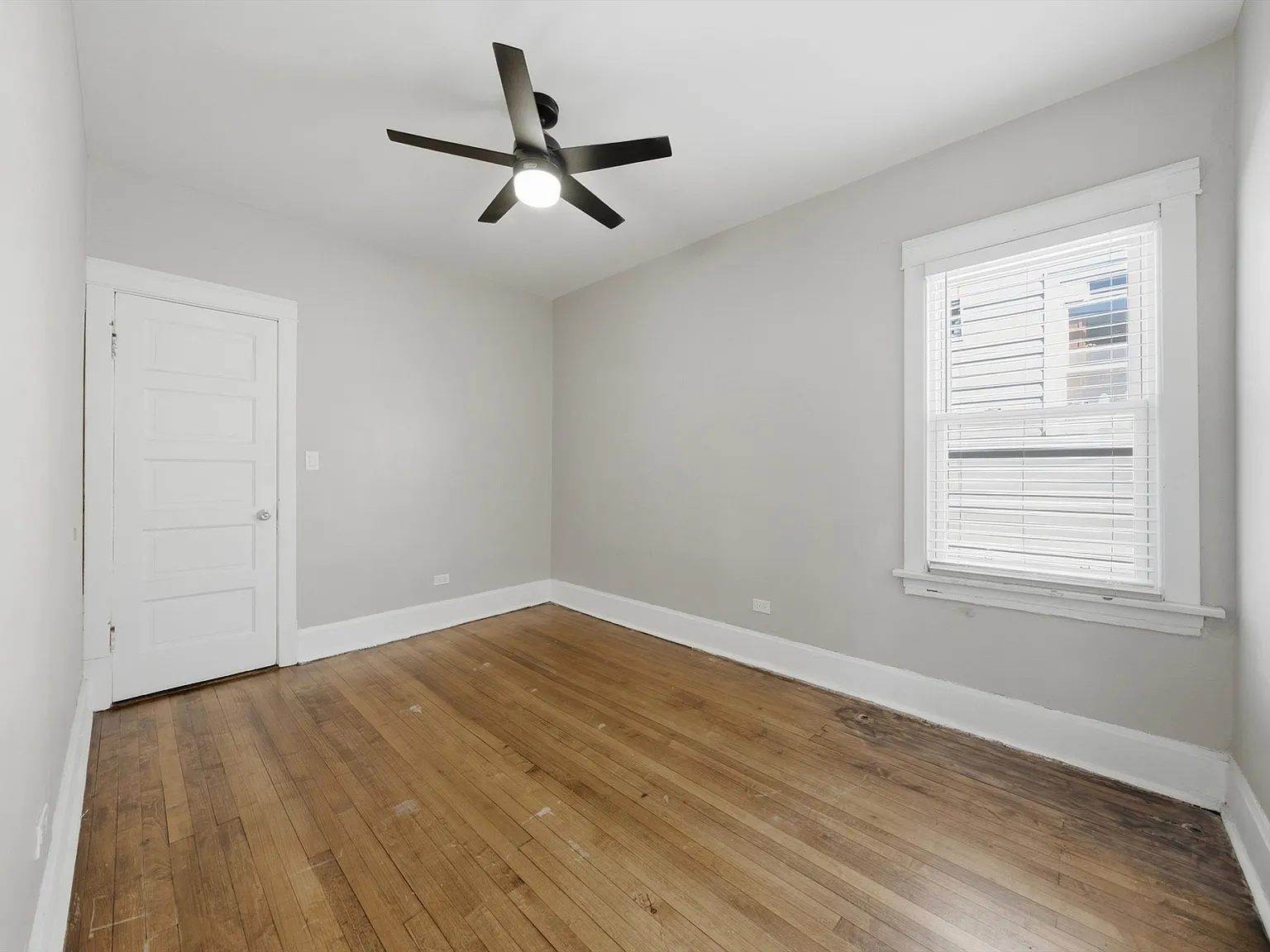 2 bed, 86 sqft, $1,500 — Photo 3