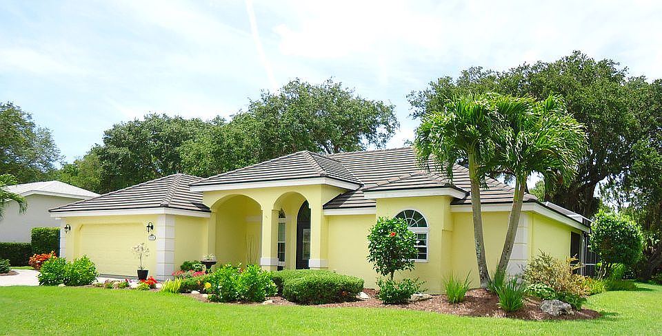 1st image of 8556 Woodbriar Dr