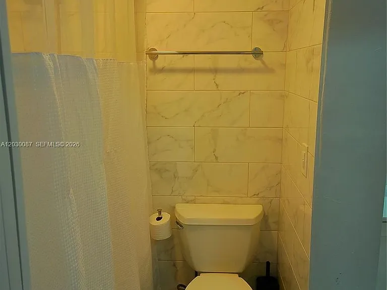 215 SE 3rd Ave #206A — Photo 38