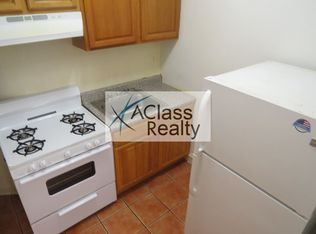 3084 45th St #1A, Astoria, NY 11103