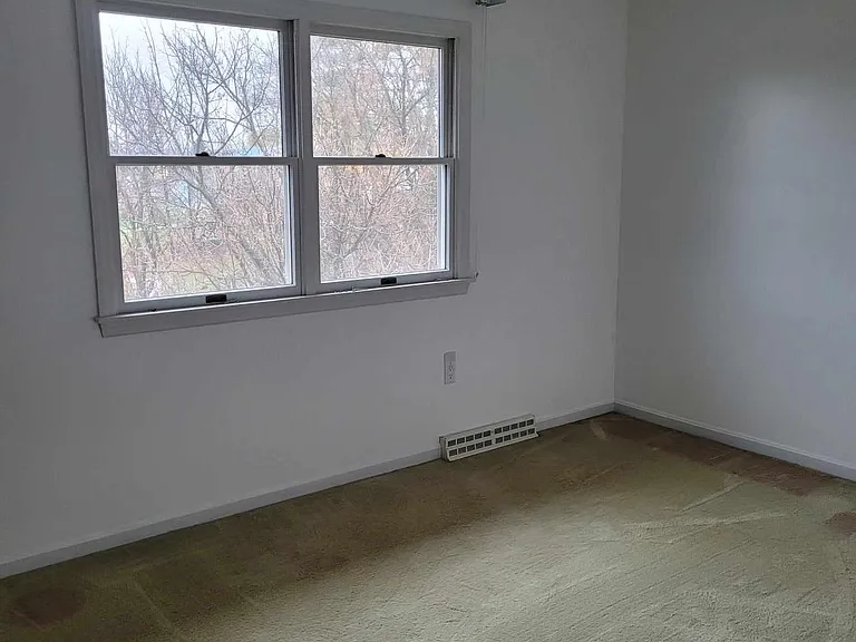 118 Hopewell Dr — Photo 14