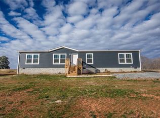 489 Eagle Mills Rd, Hamptonville, NC 27020