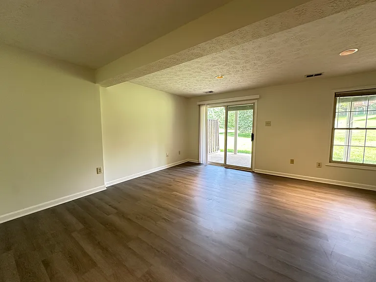 7958 Brightmeadow Ct — Photo 26