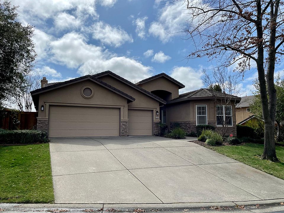 1st image of 3474 Cabrito Dr