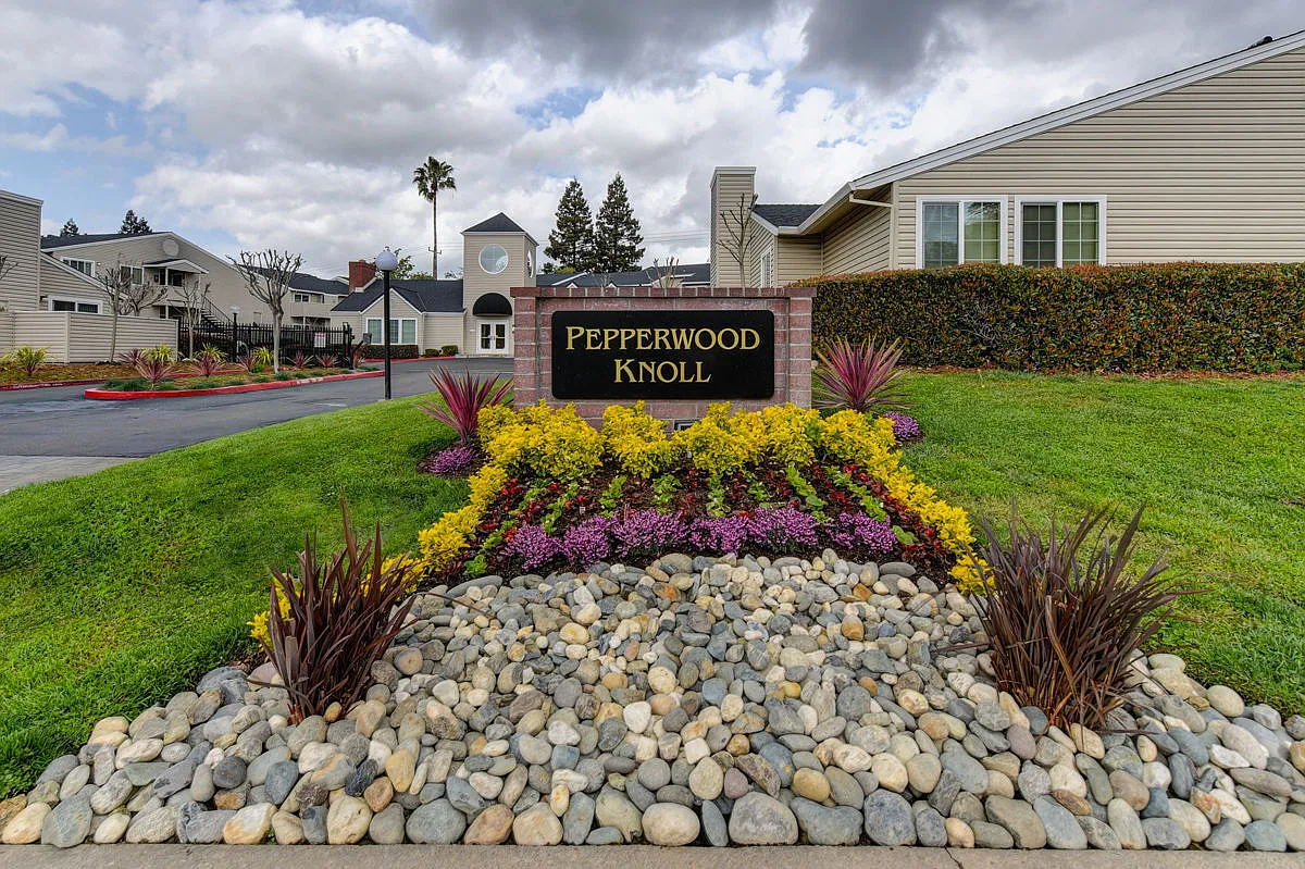 Pepperwood Knoll Apartments — Photo 2