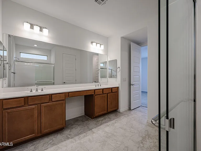8752 W Medlock Dr — Photo 22