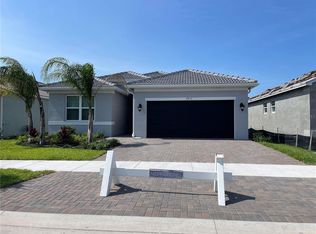 4915 Sienna Isles Ave, Wimauma, FL 33598