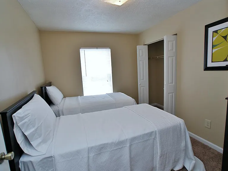 Green Meadow Apartments — Photo 44