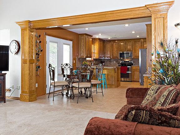 3rd image of 7010 SW Drakestone Blvd