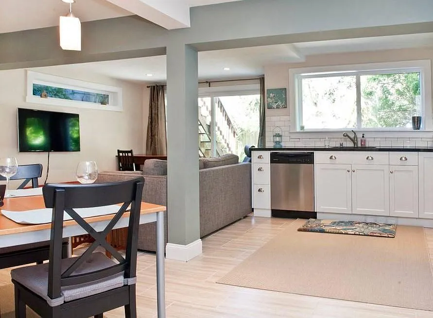 1 bed, $7,425 — Photo 3