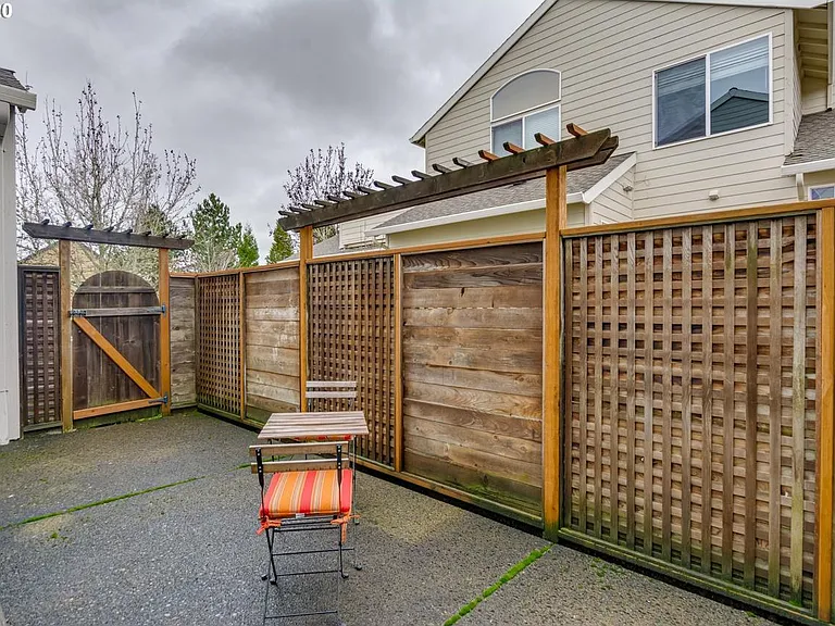 15059 NW Elaina Ct — Photo 25