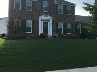 52 Potterfield Dr, Lovettsville, VA 20180