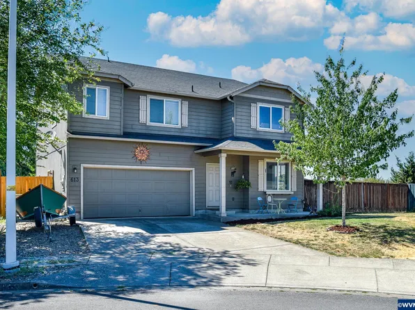 613 Erica Pl, Harrisburg, OR 97446