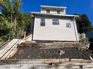 183 Hamilton St, Worcester, MA 01604